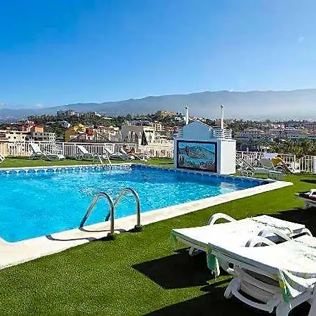 Ξενοδοχείο Skyview 3*