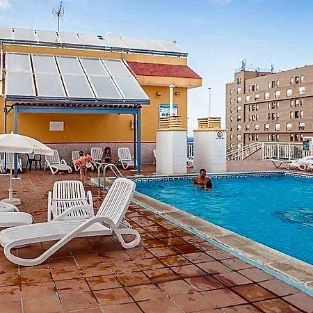 Ξενοδοχείο Skyview 3*