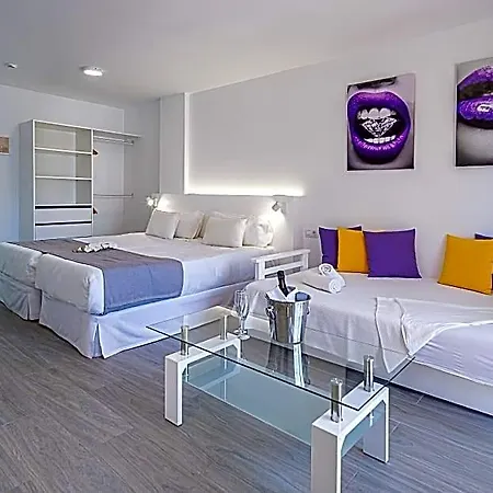 Ξενοδοχείο Skyview 3*